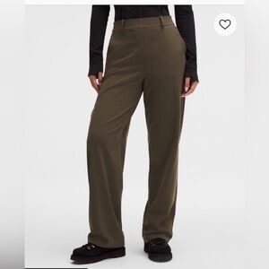 Lululemon Daydrift High-Rise Straight Trouser - SHORT